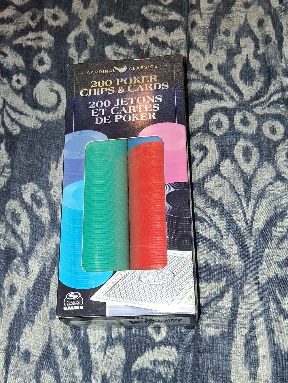 200 Poker Chips & Cards - Red & Green
